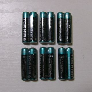 トウシバ(東芝)の東芝製　単４形　マンガン電池　２個１組　６パック、￥３５０！(その他)