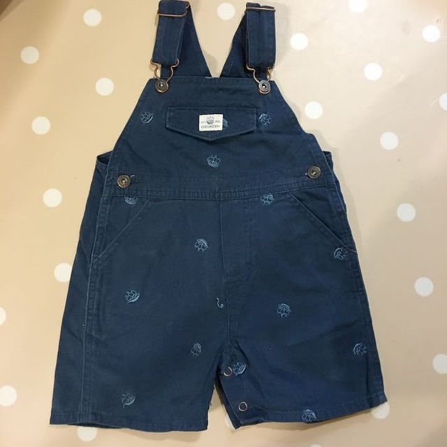 OshKosh(オシュコシュ)のOSHKOSH  ☆ 紺色 オーバーオール   95 キッズ/ベビー/マタニティのベビー服(~85cm)(カバーオール)の商品写真