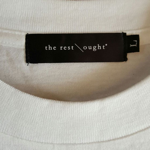 《お値下げ》新品 the rest / OUGHT  プリントTシャツ メンズL メンズのトップス(その他)の商品写真