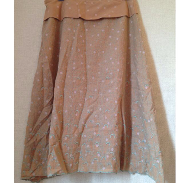 mina perhonen(ミナペルホネン)のminaperhonen crystal レディースのスカート(ひざ丈スカート)の商品写真