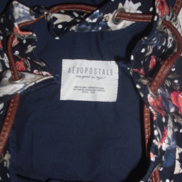 AEROPOSTALE(エアロポステール)の新品米国エアロポステールリュックママバックにも レディースのバッグ(リュック/バックパック)の商品写真