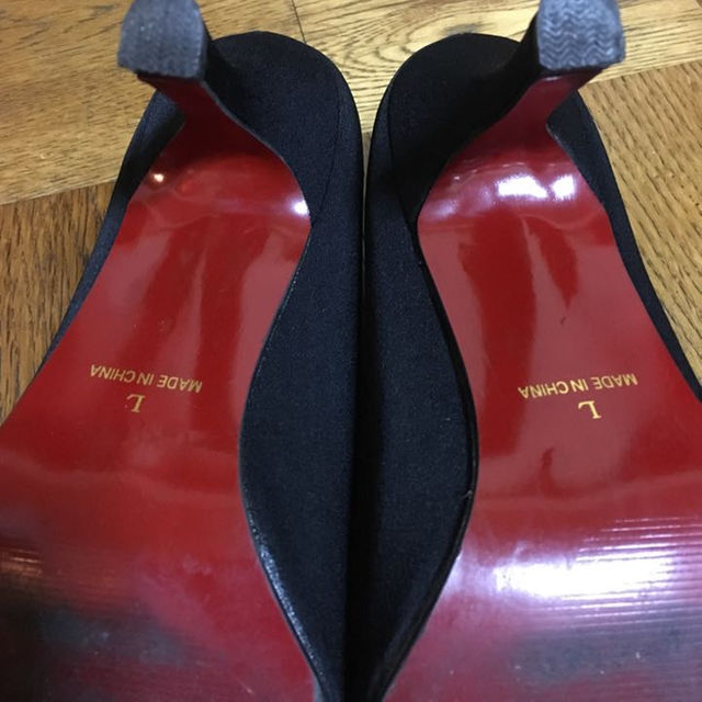 ブラック パンプス レッドソール レディースの靴/シューズ(ハイヒール/パンプス)の商品写真
