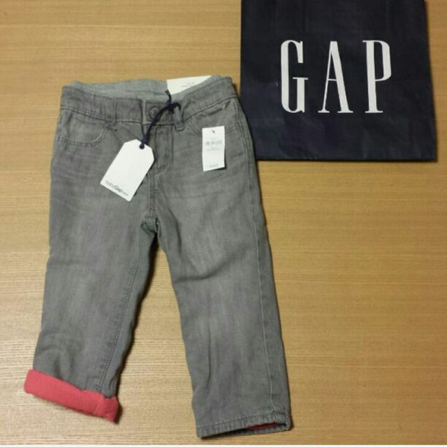 babyGAP(ベビーギャップ)の90 BabyGAP ブラックデニム キッズ/ベビー/マタニティのベビー服(~85cm)(パンツ)の商品写真