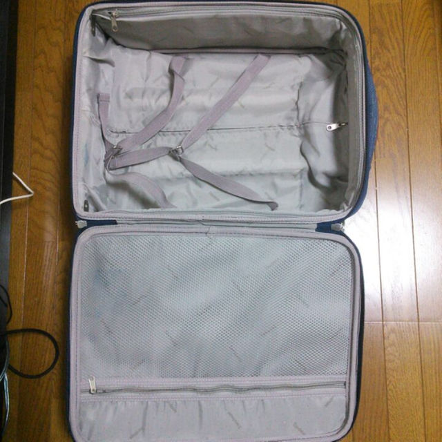 デニム生地 キャリーバッグ レディースのバッグ(スーツケース/キャリーバッグ)の商品写真