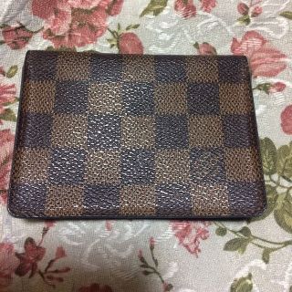 ルイヴィトン(LOUIS VUITTON)のマーガレット様❤︎used❤︎ LOUIS VUITTON　ダミエ定期入れ♡(名刺入れ/定期入れ)