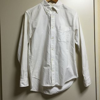ユニクロ(UNIQLO)のユニクロ UNIQLO 白 ボタンシャツ 綿100% Mサイズ(シャツ)