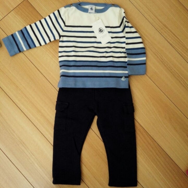 PETIT BATEAU(プチバトー)の新品☆PETIT BATEAUズボン☆ キッズ/ベビー/マタニティのベビー服(~85cm)(その他)の商品写真