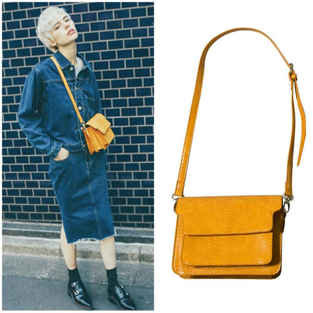 AZUL by moussy(アズールバイマウジー)のアズール ショルダーバッグ レディースのバッグ(ショルダーバッグ)の商品写真