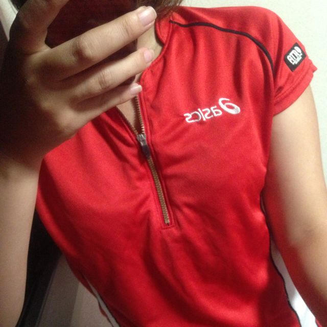 asics(アシックス)の送込✨asicsジップスポーツTシャツ レディースのトップス(Tシャツ(半袖/袖なし))の商品写真