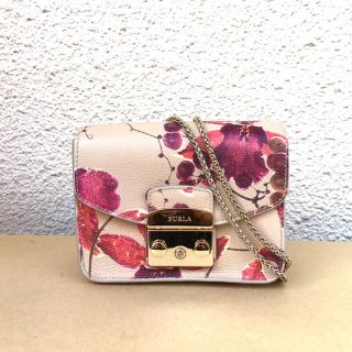 フルラ(Furla)のニコライ・バーグマン完売レア入手困難フルラ超人気メトロポリス(ショルダーバッグ)