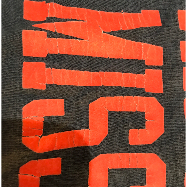 DENIM DUNGAREE(デニムダンガリー)のDENIM DUNGAREE ミッキーTシャツ 130cm キッズ/ベビー/マタニティのキッズ服男の子用(90cm~)(Tシャツ/カットソー)の商品写真
