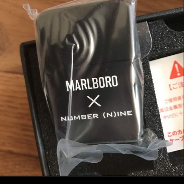 NUMBER (N)INE(ナンバーナイン)の非売品 spira Marlboro×NUMBER(N)INE USB ライター メンズのファッション小物(タバコグッズ)の商品写真