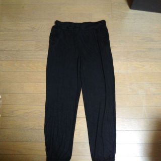 クロップドパンツ XL 黒(クロップドパンツ)