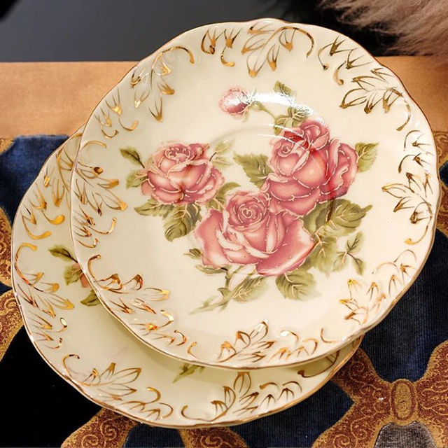 西洋姫系ティーカップ&ソーサー 4客セット 花柄,陶器.食器 お 西洋姫系ティーカップ&ソーサー 4客セット 花柄,陶器.食器 お