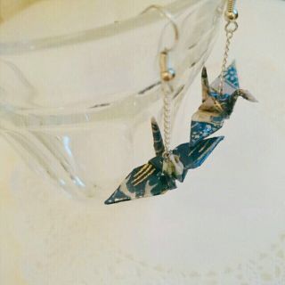 ＊商談中＊ 折り紙 ピアス・折鶴(和柄・紺)(ピアス)