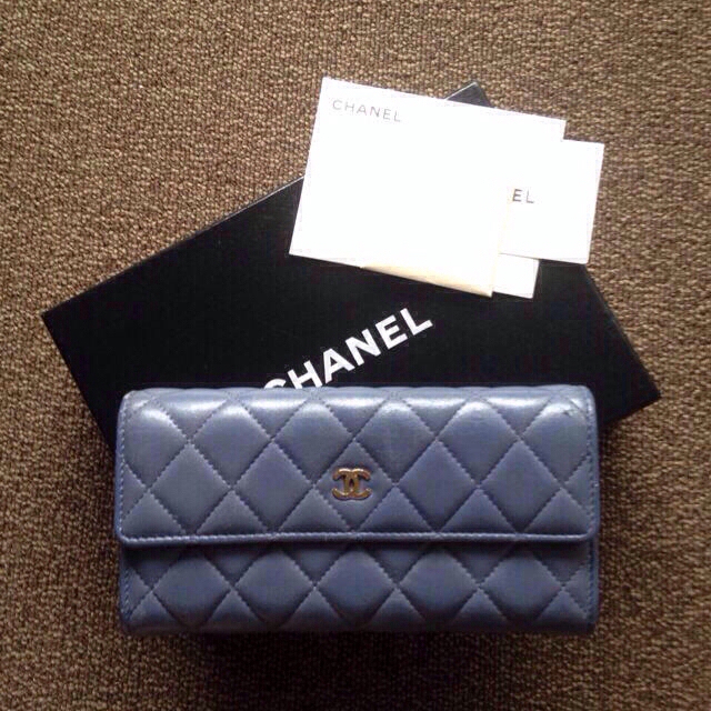 CHANEL(シャネル)のCHANEL長財布♡ レディースのファッション小物(財布)の商品写真