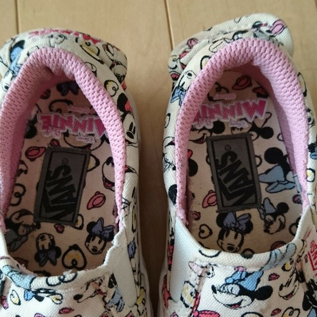 VANS(ヴァンズ)の女の子ミニー靴15センチ❤ キッズ/ベビー/マタニティのキッズ/ベビー/マタニティ その他(その他)の商品写真