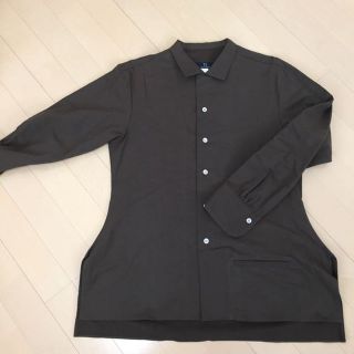 ワイズ(Y's)のY’s YOHJIYAMAMOTO☆レディースカーキ色シャツ 美品(その他)