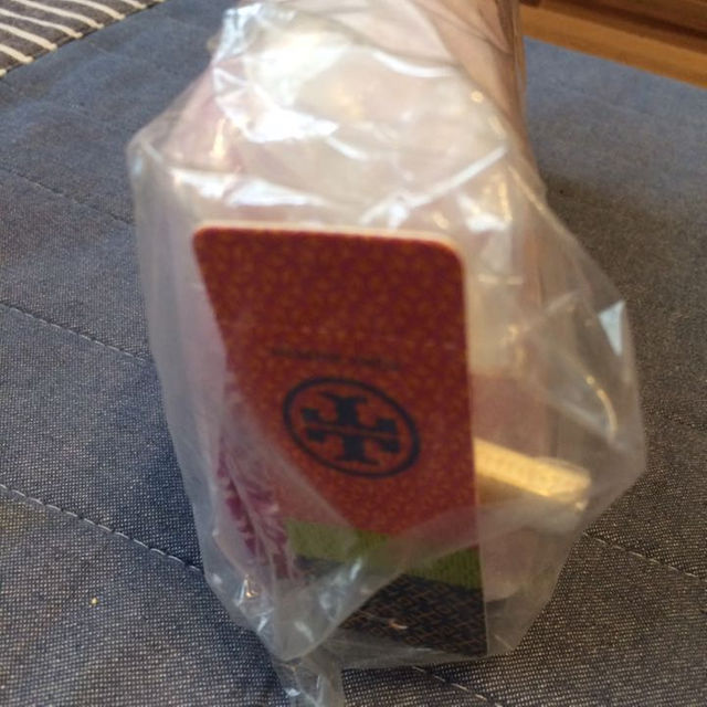 Tory Burch(トリーバーチ)の☆値下げ中☆  TORYBURCH トリーバーチポーチ レディースのファッション小物(その他)の商品写真