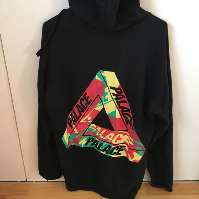 ポンパドー ビター PALACE パーカー | collegecurries.de
