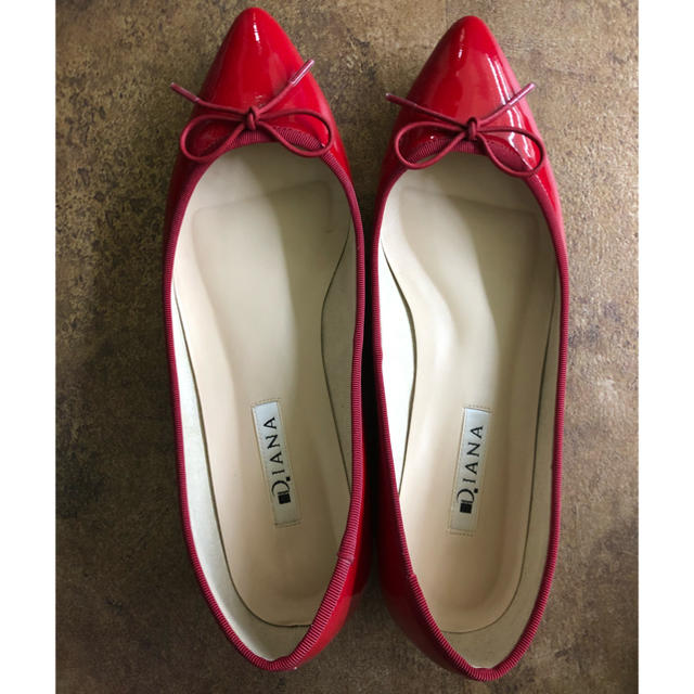 DIANA(ダイアナ)のダイアナ エナメルフラットシューズ 24cm レディースの靴/シューズ(バレエシューズ)の商品写真