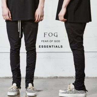 フィアオブゴッド(FEAR OF GOD)のfog essentials trouser pants(チノパン)