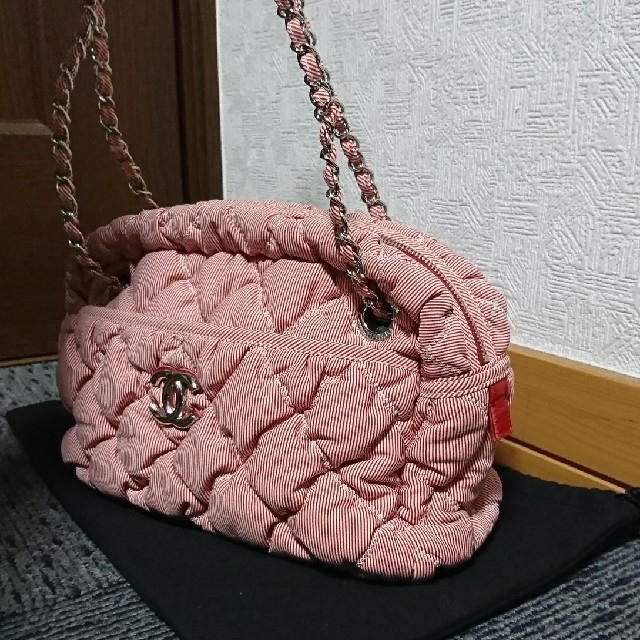 CHANEL(シャネル)の♡値下げ♡ シャネル バブルキルトチェーン ショルダーバッグ レディースのバッグ(ショルダーバッグ)の商品写真