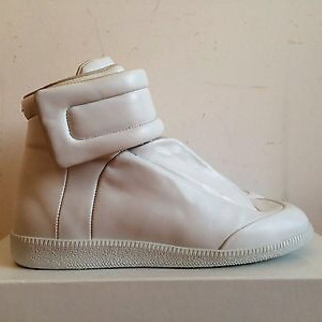 Maison Martin Margiela(マルタンマルジェラ)のマルジェラ スニーカー 44 白 yeezy boost supreme 登坂 メンズの靴/シューズ(スニーカー)の商品写真