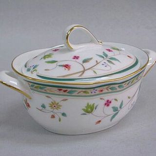 ノリタケ(Noritake)のノリタケ　シュガーポット(テーブル用品)