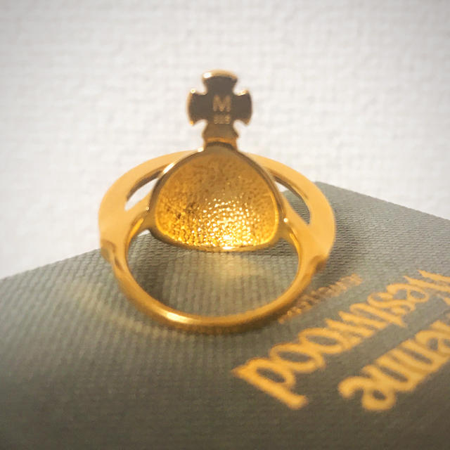 Vivienne Westwood(ヴィヴィアンウエストウッド)の【国内完売】ヴィヴィアン ソリッドオーブリング レディースのアクセサリー(リング(指輪))の商品写真