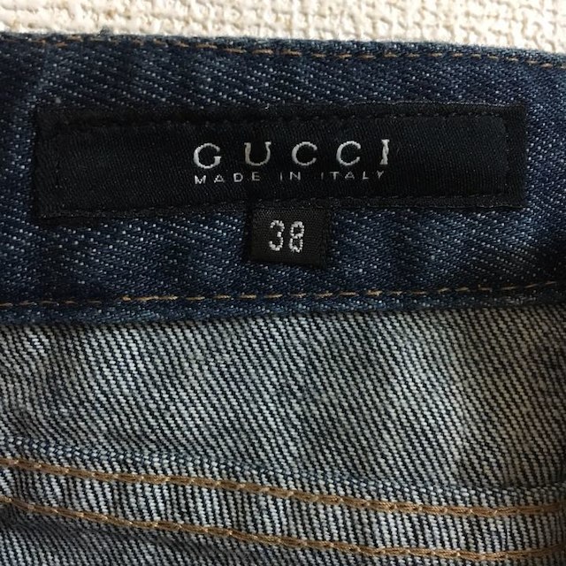 Gucci(グッチ)のグッチ パンツ レディースのパンツ(デニム/ジーンズ)の商品写真