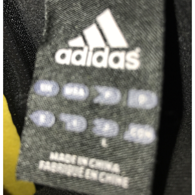 adidas(アディダス)の早い者勝ち  プレミア adidas  アディダス  切り返しパーカー Lサイズ メンズのトップス(パーカー)の商品写真