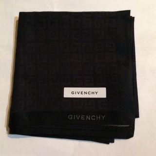 ジバンシィ(GIVENCHY)のちぃ様専用　新品未使用　ジバンシーハンカチ(ハンカチ/ポケットチーフ)