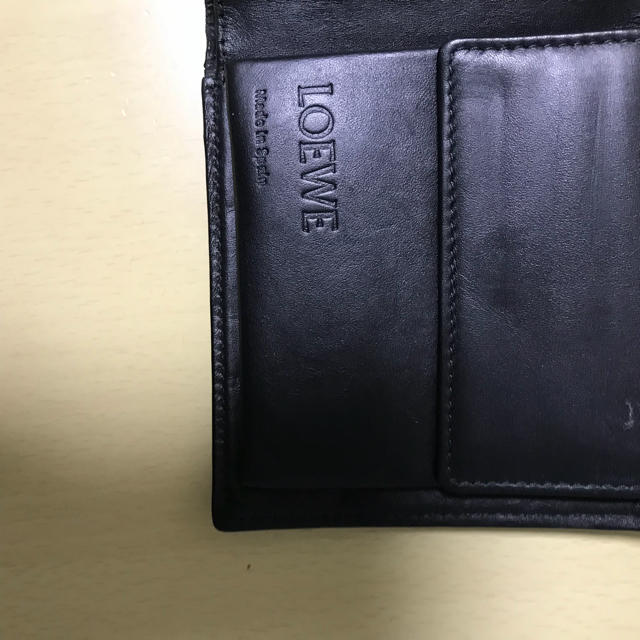 LOEWE(ロエベ)のLoewe レザー 二つ折り財布 正規 メンズのファッション小物(折り財布)の商品写真