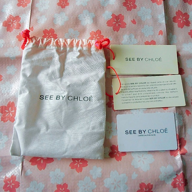SEE BY CHLOE(シーバイクロエ)の【新品/送料込】SeeByChloe　シーバイ　クロエ　キーケース　キーホルダー レディースのファッション小物(キーケース)の商品写真