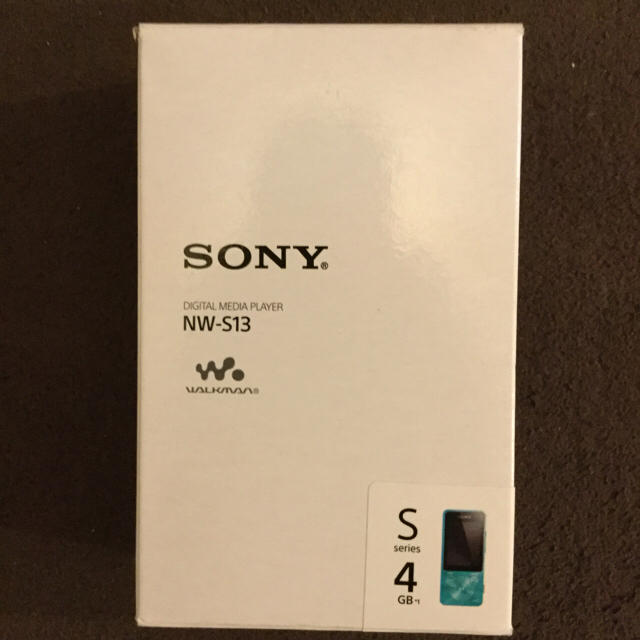 WALKMAN(ウォークマン)のSONY WALKMAN 4G 送料無料 スマホ/家電/カメラのオーディオ機器(ポータブルプレーヤー)の商品写真