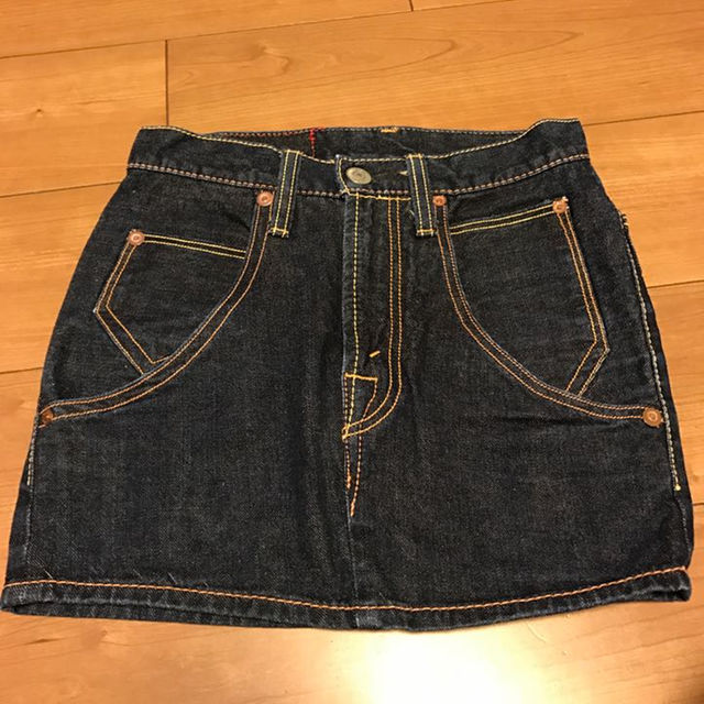 Levi's(リーバイス)のリーバイスレッド  ミニスカート レディースのスカート(ミニスカート)の商品写真