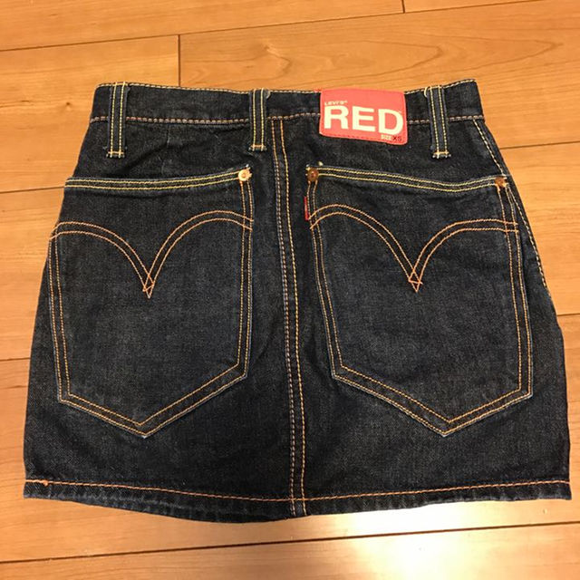 Levi's(リーバイス)のリーバイスレッド  ミニスカート レディースのスカート(ミニスカート)の商品写真