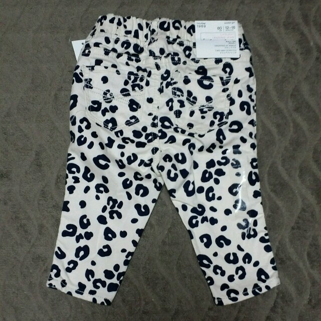 babyGAP(ベビーギャップ)のbabyGAP ヒョウ柄 スキニーパンツ キッズ/ベビー/マタニティのキッズ服女の子用(90cm~)(その他)の商品写真