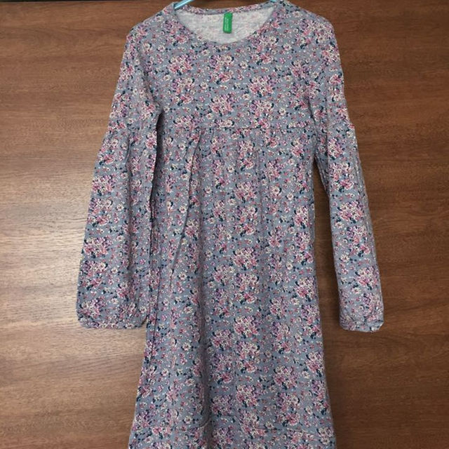 BENETTON(ベネトン)のBENETTON ワンピース120cm キッズ/ベビー/マタニティのキッズ服女の子用(90cm~)(ワンピース)の商品写真