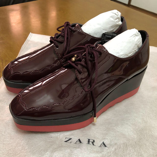 ZARA(ザラ)のZARA プラットフォームブルーチャーシューズ レディースの靴/シューズ(ローファー/革靴)の商品写真