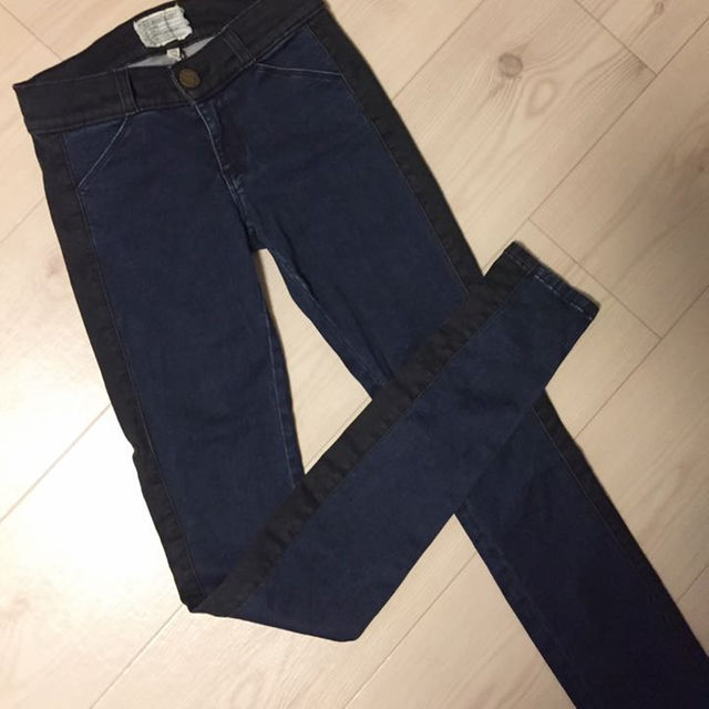 Current Elliott(カレントエリオット)の📌専用です📌　　カレントエリオット☆レギンスデニム size23 レディースのパンツ(デニム/ジーンズ)の商品写真