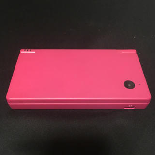 ニンテンドーDS(ニンテンドーDS)のニンテンドーDSi 本体 ピンク(携帯用ゲーム機本体)