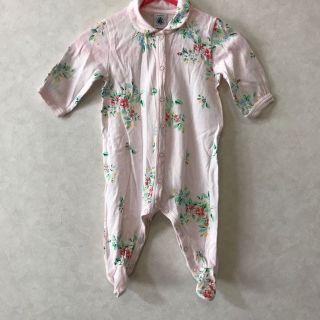 プチバトー(PETIT BATEAU)のプチバトー お洒落花柄足付きロンパース♪ 長袖♪ ピンク♪(カバーオール)