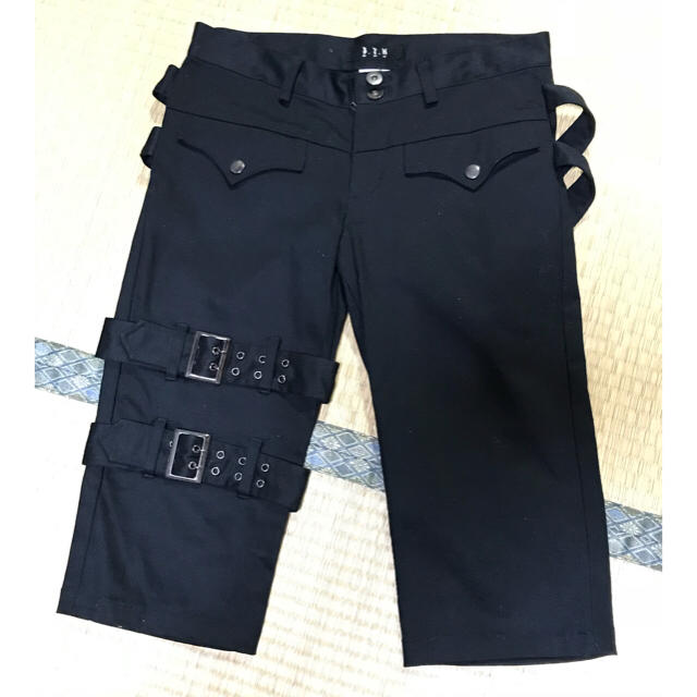 【ブラックピースナウ/BPN】片足ベルト付きハーフパンツ 新品