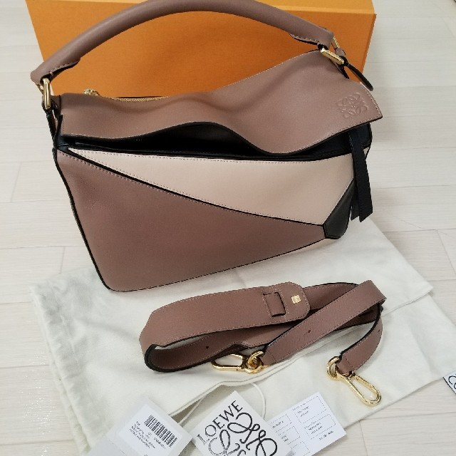 祝開店!大放出セール開催中】 LOEWE ロエベパズルバック未使用に近い