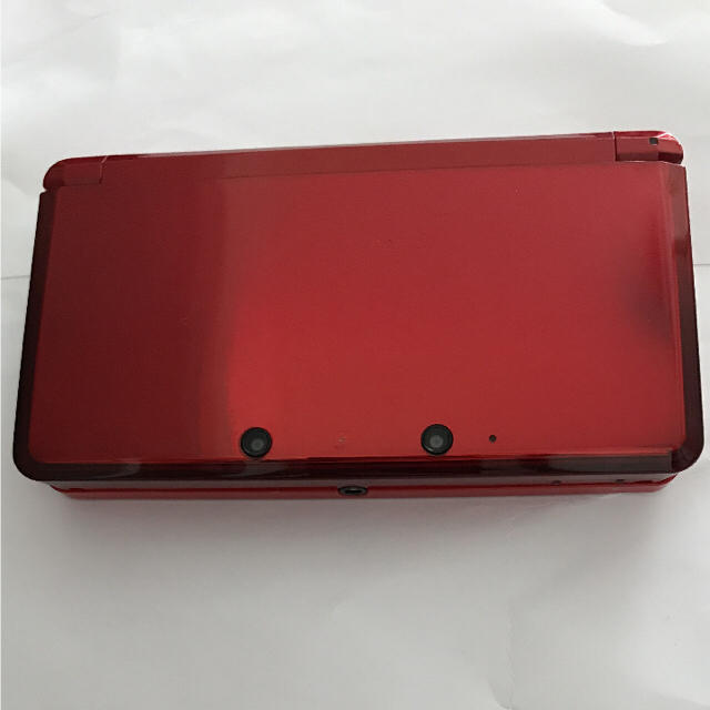 任天堂(ニンテンドウ)の3DS フレアレッド エンタメ/ホビーのゲームソフト/ゲーム機本体(携帯用ゲーム機本体)の商品写真