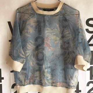 ザラ(ZARA)の【新品】即完売商品 未使用 zara オーガンジー シースルー 花柄 トップス(シャツ/ブラウス(半袖/袖なし))