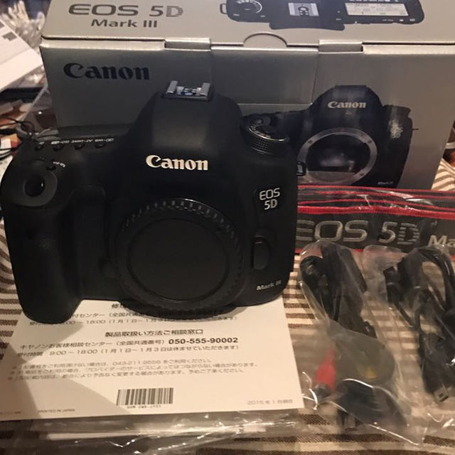 Canon(キヤノン)の美品 CANON 5D mark Ⅲ ボディ スマホ/家電/カメラのカメラ(その他)の商品写真