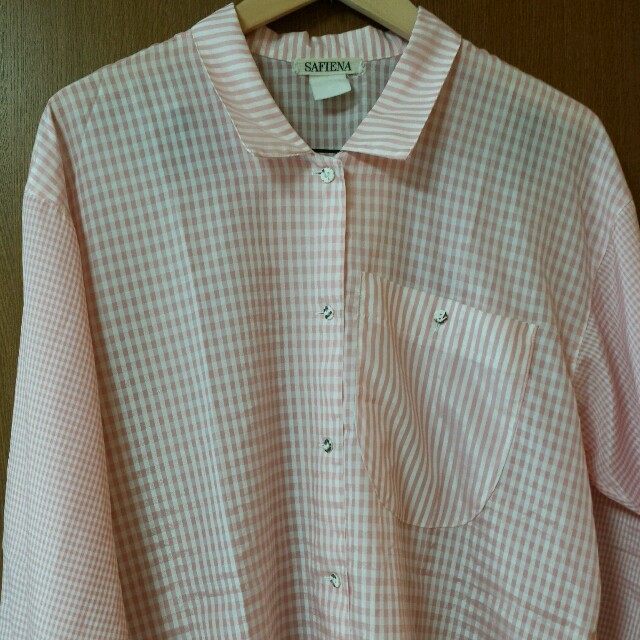 オーバーサイズのギンガムチェックシャツ レディースのトップス(シャツ/ブラウス(長袖/七分))の商品写真
